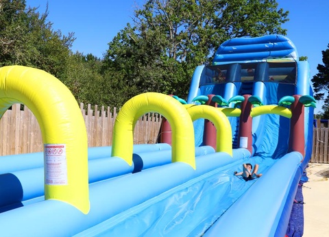 Camping L'Etang du Pays Blanc, 4* - 6