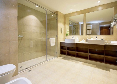 Copthorne Downtown 4 * - 5