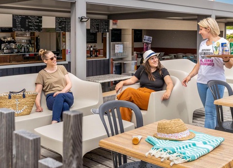 Camping Romanée - La Belle Henriette, 4* - 37