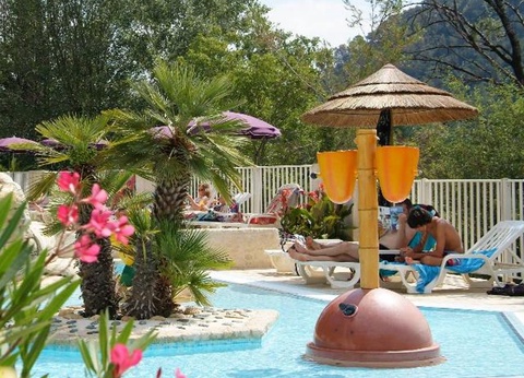 Camping Sites et Paysages - Les Pinèdes, 4* - 43