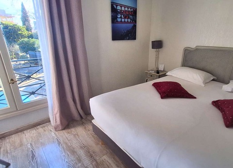 Week-end gourmand dans un havre de paix naturel au coeur de Nîmes - 4* - 24