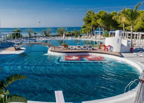 Camping Villaggio Baia Del Monaco, 4* - 2