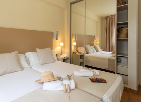 Aparthotel Ciutat de Palol, 4* - 34