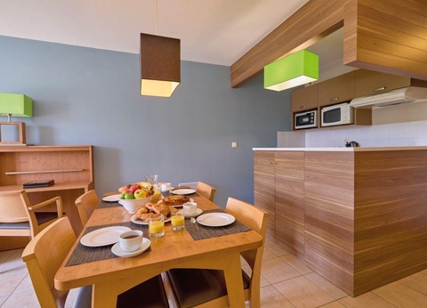 Résidence Reine Marine + cure - 8