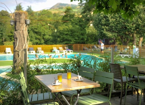 Camping maeva Escapades Millau Plage, 4* - 5