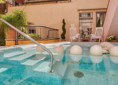 Romance dans le centre de Florence avec accès au spa - 4* - 8
