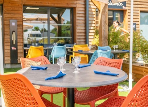 Camping Le Nid d'Eté, 4* - 181