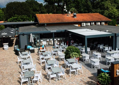 Camping Domaine Les Oréades, 5* - 49