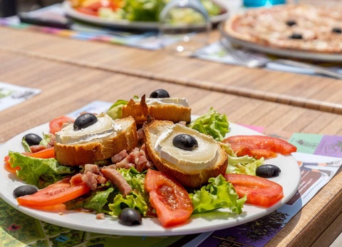 Camping Romanée - La Belle Henriette, 4* - 42