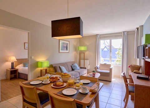 Résidence Reine Marine + cure - 12