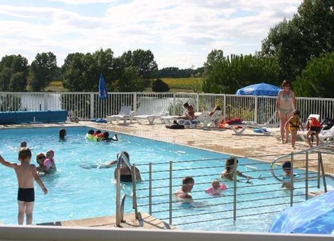 Camping Les Coteaux du Lac, 4* - 11
