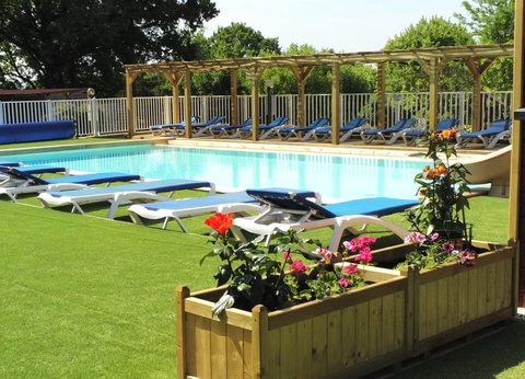 Camping Ushuaïa Villages Le Poutiroux, 4* - 5