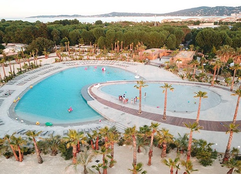 Camping Domaine Les Prairies de la Mer 5* - 5