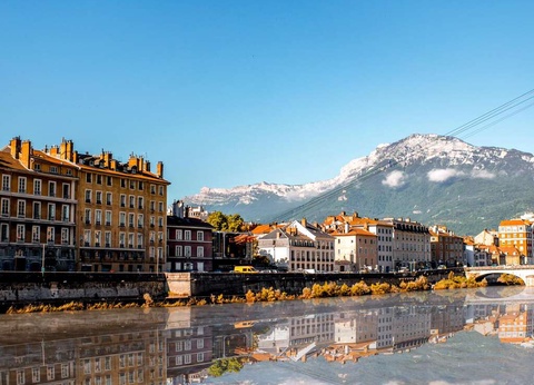 Séjour à Grenoble et entrées pour le parc Walibi à 1h de route - 3* - 8