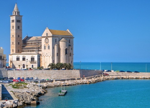 Autotour Balade sur les routes sauvages des Pouilles 4* - 8