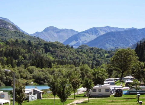 Camping de L'Île du Chéran, 3* - 11