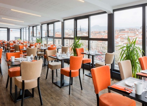 À La découverte de Clermont-Ferrand - 4* - 5