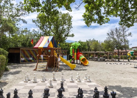 hu Montescudaio village, 3* - 76