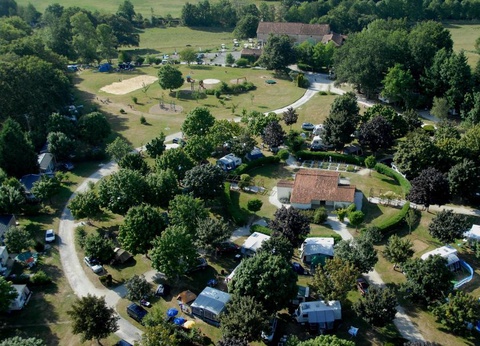 Camping Les Gorges Du Chambon - Ciela Village, 4* - 32