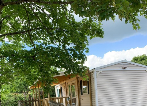 Camping Ushuaïa Villages Le Poutiroux, 4* - 38