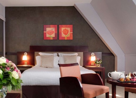 Week-end romantique avec champagne dans un ancien couvent à Lille - 4* - 20