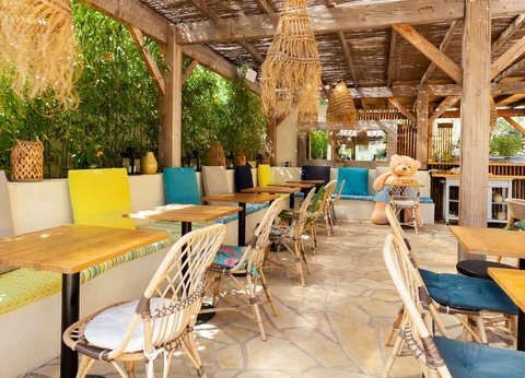 Profitez des belles couleurs du Lavandou et d'un cocktail maison ! - 4* - 14