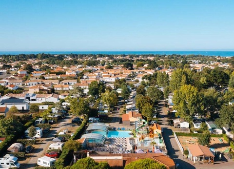 Camping La Trévillière, 4* - 26