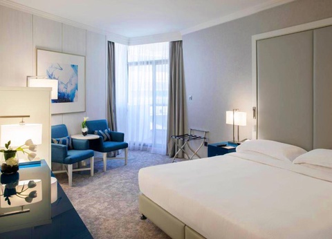 Beach Rotana 5* - 5