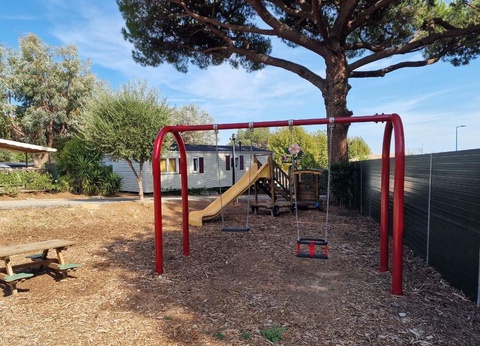 Camping La Provençale, 4* - 24