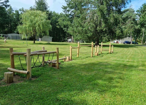 VVF Cantal Champs-sur-Tarentaine 3* - 8