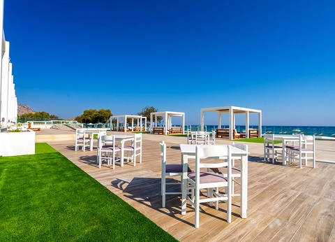 Hôtel Kamari Plus 4* by Ôvoyages - 9