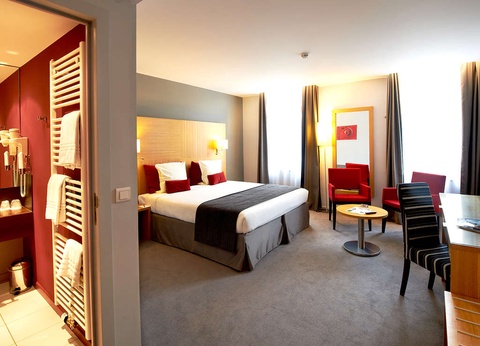 Découverte de la Cité Ardente 3* - 12