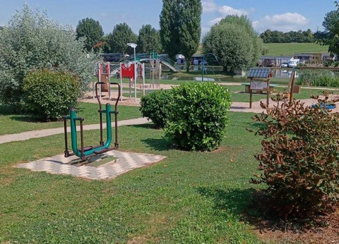 Camping La Tuilerie, 4* - 5