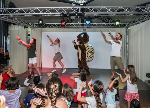 Camping Le Petit Rocher - 30