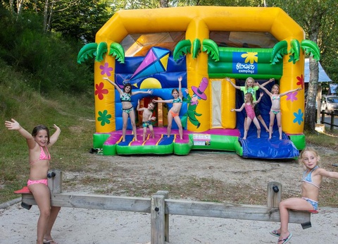 Flower Camping La Plage, 3* - 52