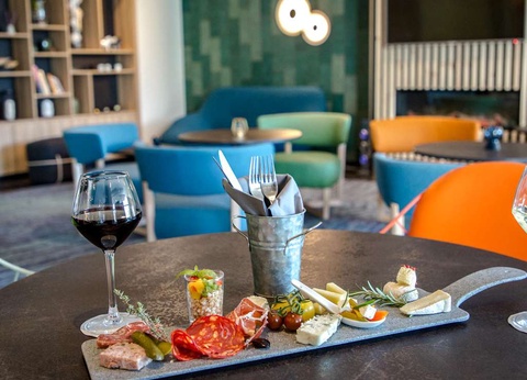 Séjour avec entrées au parc Spirou 4* avec petit-déjeuner à Cavaillon - 3* - 8