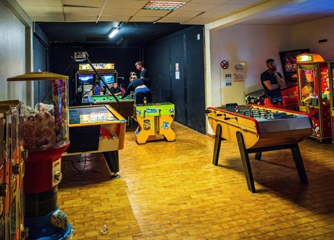 Camping Le Clos Virgile, 4* - 256