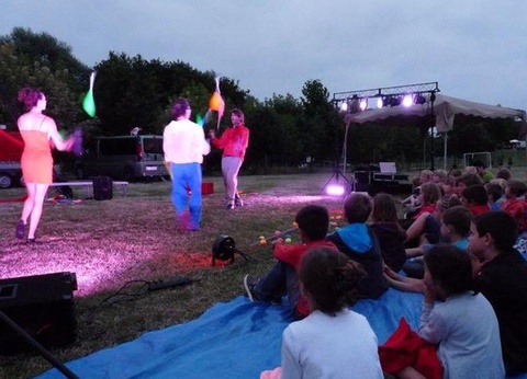 Camping Les Coteaux du Lac, 4* - 33