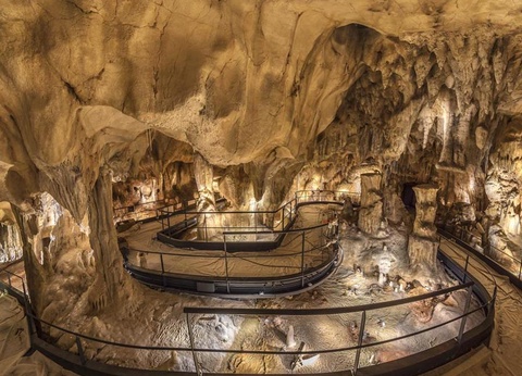 Flower Camping Le Plan d'eau 3* - 29