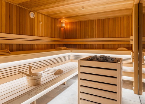 Carrefour: détente deluxe 4* en chambre supérieure à Mons - 4* - 6