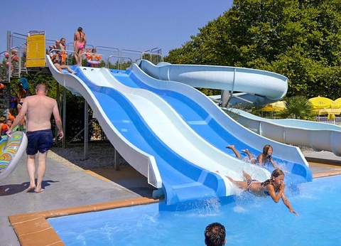 Camping Le Château de Galaure, 4* - 4