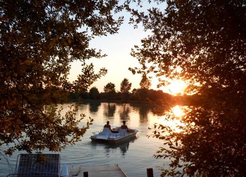 Camping Le Chêne du Lac, 3* - 39