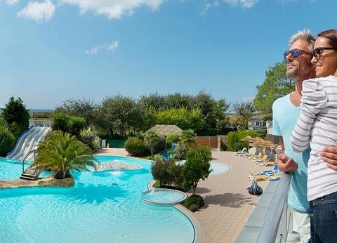 Camping Les Iles 5* - 2
