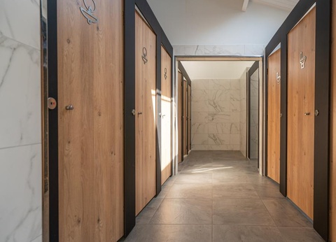 Camping L'Abri des Pins, 4* - 128