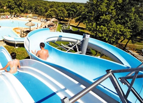 Camping du Domaine de Massereau, 5* - 9