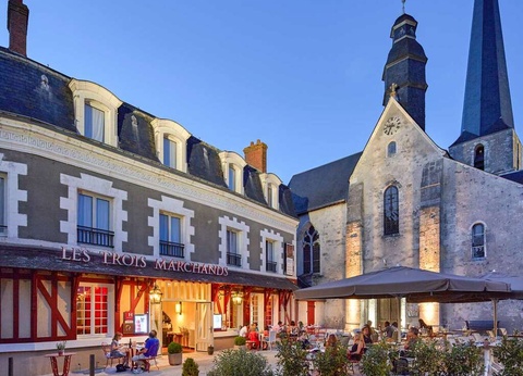 Escapade en Relais de Charme avec accès au Zoo de Beauval (à 40 min) - 4* - 5