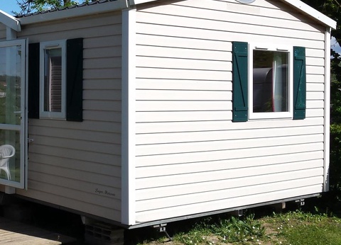 Camping Le Mont Joli Bois, 3* - 44