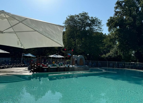 Camping Les Franquettes, 4* - 9