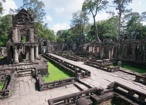 LA CANTATE EXT HALONG PT PRINCIPAL CAT HUBLOT - 2