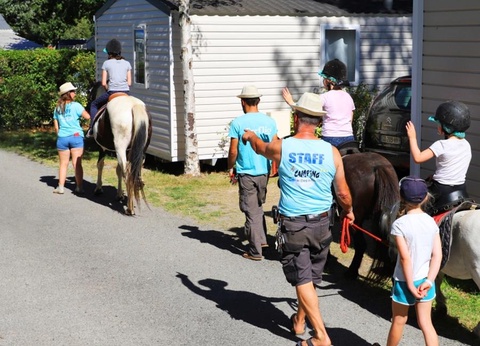 Camping L'Etang du Pays Blanc, 4* - 11